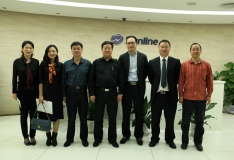 深圳市南山區(qū)副區(qū)長王東一行蒞臨長亮科技調(diào)研考察